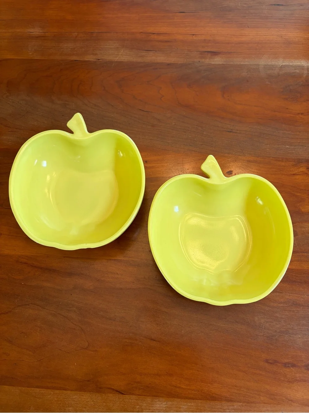 Vintage Hazel-atlas Platonite Milk Glass Chartreuse Apple bowls Orchard Ware 50s
